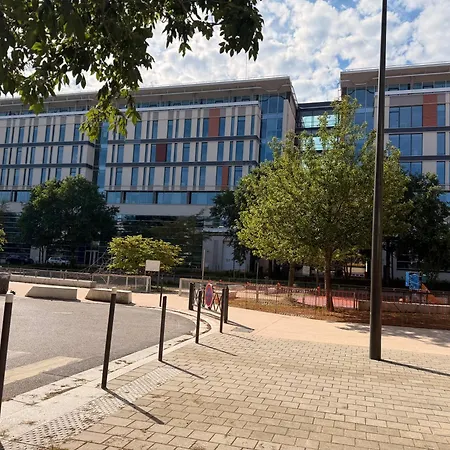 Appartement Chic Parking Inclus Proche Paris - Toutes Commodités *